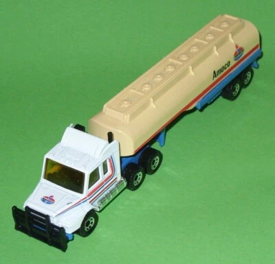 Matchbox Convoy / CY17 Scania Tanker 'Amoco' - Image 1 of 4