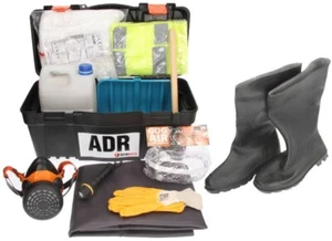 Attrezzatura merci pericolose camion ADR 4 dispositivi di protezione valigia merci pericolose DAF MAN Mercedes - Foto 1 di 3