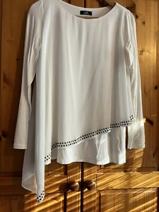 Wallis Size 10 Ivory Chiffon Diagonal Front - Picture 1 of 4