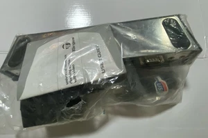 TARGUS ACP50US USB UNIVERSAL NOTEBOOK DOCKING STATION WITH VIDEO & AUDIO - NEW!! - Picture 1 of 6
