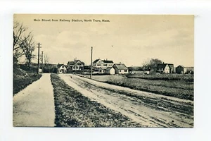 Postal de North Truro MA, vista de la calle principal, camino de tierra, casas, dependencias, campo - Imagen 1 de 2