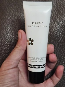 DAISY By MARC JACOBS 1.6oz / 50ml Luminous Body Lotion - Picture 1 of 4