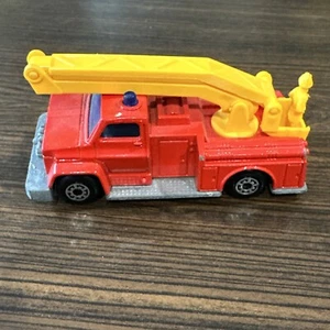 Lesney Matchbox Superfast #13 1977 camión de bomberos snorkel extensión Woking Inglaterra - Imagen 1 de 11