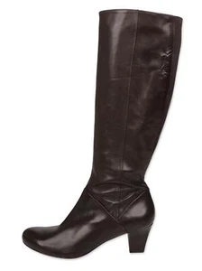Bota con arnés Trotters 302465 Posh para mujer, marrón oscuro, 6,5 M EE. UU. - Imagen 1 de 5