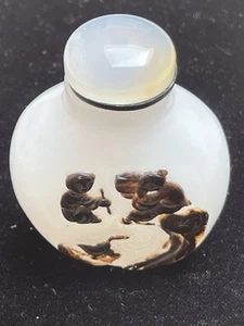 CHINESE.ANTIQUE,HAND-CARVED AGATE,SNUFF BOTTLE IN VERY FINE CONDITION;H 2-1/2”. - Picture 1 of 4