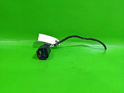 01-03 TOWN & COUNTRY CARAVAN DRIVER LEFT TAILLIGHT PIGTAIL WIRE OEM 4010-21 - Image 1 of 3