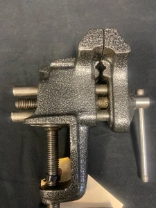 COLUMBIAN VISE & MFG.CO MACHINIST VISE (B26001975) - Picture 1 of 9