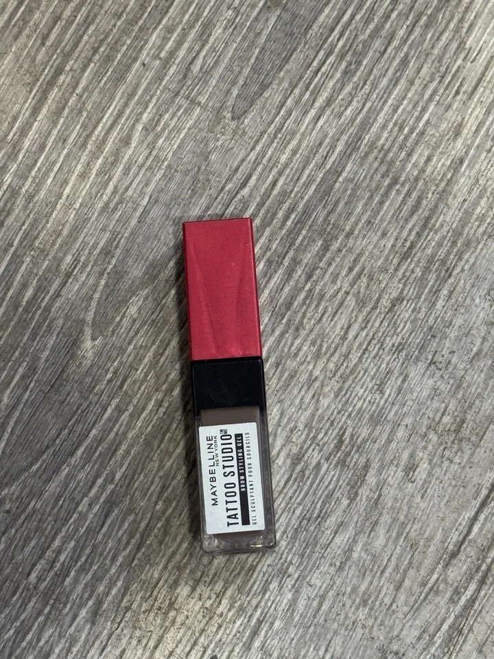 Gel para peinar cejas Maybelline Tattoo Studio. #257 marrón medio. Sin tarjeta   Foto 1 de 1