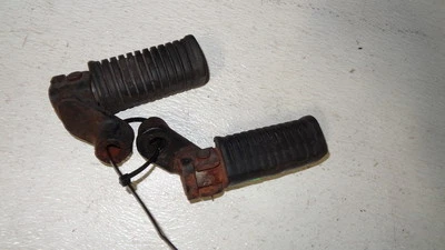 Kawasaki LTD440 LTD 1980 KZ 440 K259 estriberas delanteras Foto 1 de 2