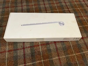 Apple A1314 Wireless Keyboard Silver Bluetooth - MC184LL/B - Picture 1 of 5
