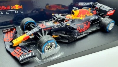 Minichamps 1/18 Scale 110 211333 - Red Bull RB16B F1 M.Verstappen Belgium - Image 1 of 4