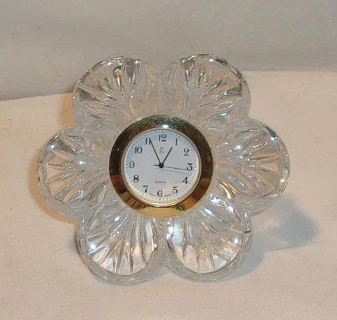 HEAVY CRYSTAL CLEAR GLASS PS FLOWER SHAPED CLOCK PAPERWEIGHT - AS IS Cover