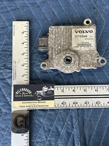2008-2015 Volvo XC70 S80 V60 Transmission Control Module TCM 30751946 OEM #4227E - Picture 1 of 6