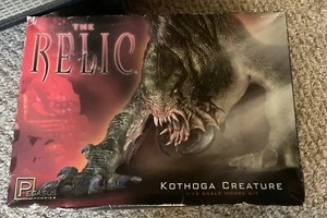 Pegasus Hobby 1/12 The Relic Kothoga Creature Model Kit - 9020 model kit - Picture 1 of 12