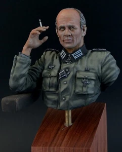 KILGORE HD Miniaturas - Oficial Werhmacht - 1/10o BUSTO DE RESINA (KGF001) - Imagen 1 de 4