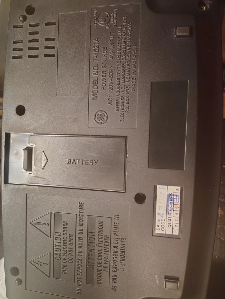 Antigo GE 7-4621A AM/FM Relógio Despertador Duplo Rádio-Soneca-Bateria de Backup-BOM - Imagem 1 de 2