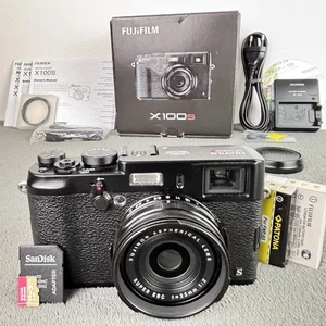 Fujifilm FinePix X Series X100S 16.3MP Digital Camera Boxed 14k Shunter Count - Bild 1 von 19