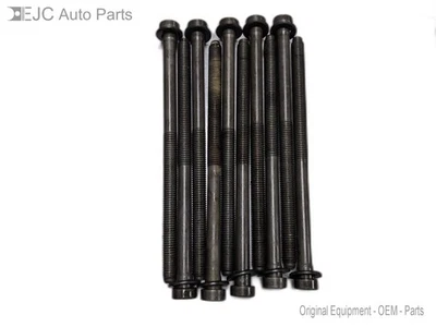 Cylinder Head Bolt Kit From 2015 Volkswagen Golf  2.0  Diesel CRUA - Image 1 of 4