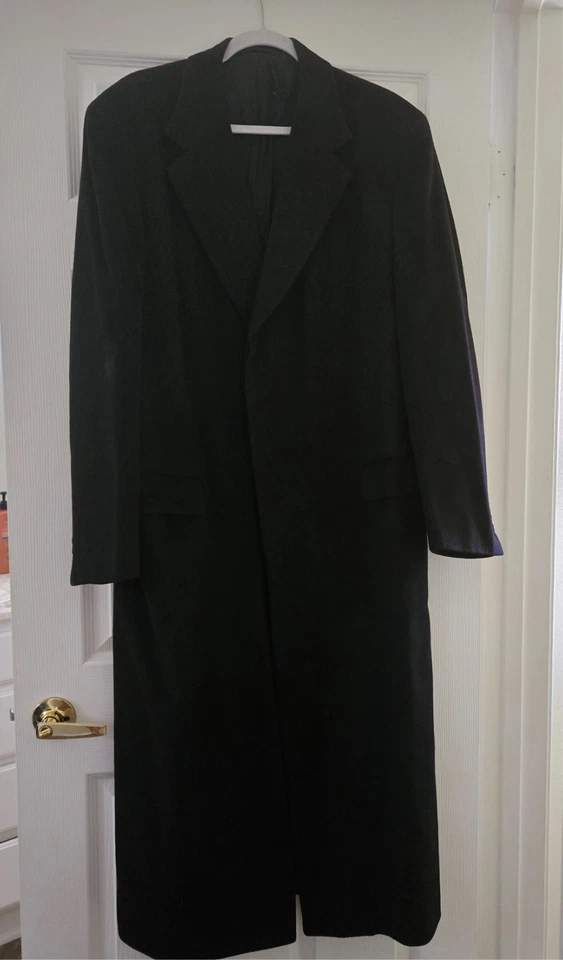 Abrigo Brioni 100 % cachemir Foto 1 de 4