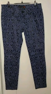 G by Guess Blue And Black Superskinny Jeans Sz 31 NWOT - Picture 1 of 4