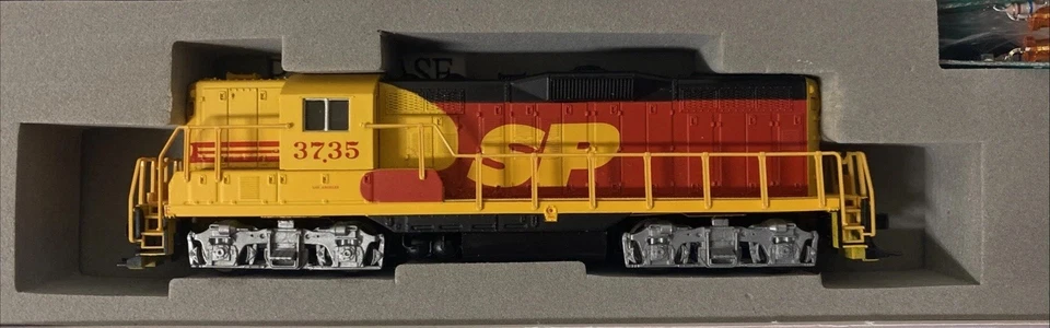 N Scale Atlas GP-9 DCC Equipped Kodachrome Southern Pacific SP 3735 Locomotive - Image 1 of 3