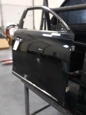 Puerta delantera derecha pasajero sin cristal acústico compatible con 17-19 CADENZA 481258 Foto 1 de 2