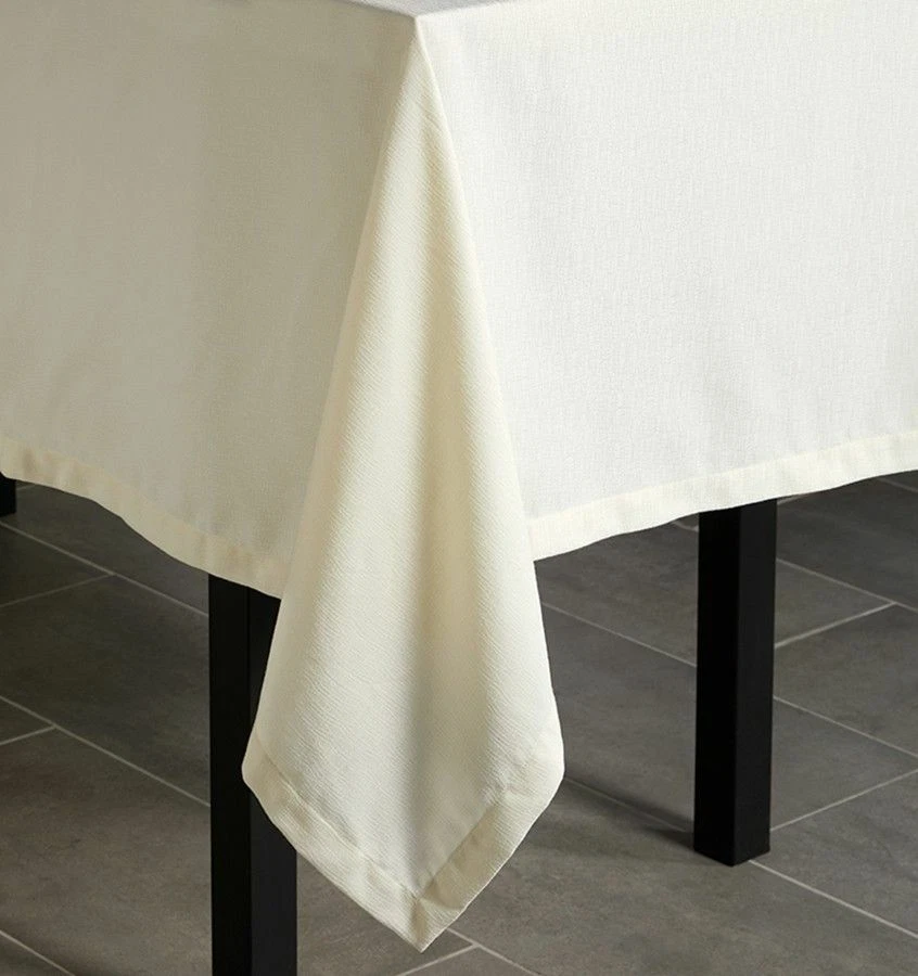 Sferra Harrow Oyster Tablecloth & 16 Dinner Napkins Jacquard Border 70"X144" NEW - Image 1 of 4