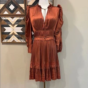 Mini Vestido Ulla Johnson Luisa Satinado Volantes en Rojo Óxido talla 4 *tal cual* - Imagen 1 de 15