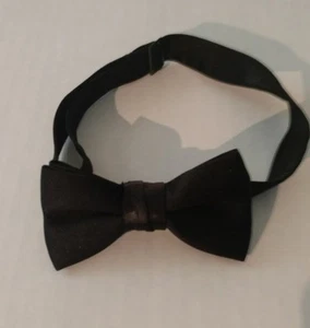 BOY'S CHILDREN TODDLERS KIDS SOLID BOWTIE FORMAL / WEDDING / PARTY - ADJUSTABLE  - Bild 1 von 2