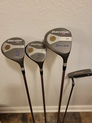 Juego de maderas Spalding Executive EZ (ROSA)- Driver/3 con 5 con putter-ejes flexibles Foto 1 de 4
