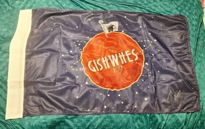 2017 GISHWHES GISH Flagge signiert von Misha Collins Porcupanda - Bild 1 von 3