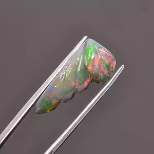 Pietra preziosa opale intagliata a forma di foglia opale nero naturale 8,1 ct. 25X12X7 mm - Foto 1 di 3