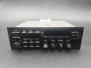 89-93 Ford F150 Bronco Radio Cassette Reproductor de Cinta Dolby FM OEM Mustang SIN PROBAR - Imagen 1 de 7