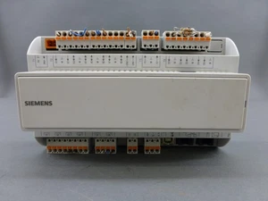 Siemens POL638.00/STD Controller 24VAC/DC POL638 - Picture 1 of 6