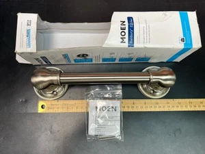 NEW Moen Banbury 9" Designer Hand Grip Grab Bar 250lbs BRUSHED NICKEL - YG2609BN - Picture 1 of 3