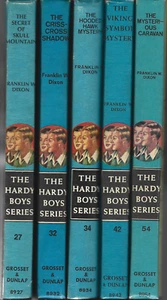 FIVE (5) HARDY BOYS BOOKS, #27/32/34/42/54, HARDCOVER, PICTURE COVER, 1966-75 - Picture 1 of 23