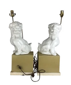 2 Vtg Japanese Chinese Blanc De Chine White Dehua Porcelain Foo Dog Lamps READ - Picture 1 of 9