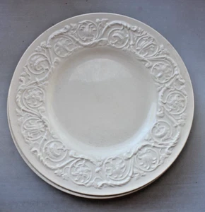 4 ~ Wedgwood Patrician CREAM 9.25" Plate Etruria Barlaston Old Backstamp England - Picture 1 of 6