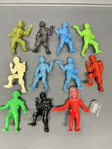 Vintage 1950s AJAX ARCHER Space Men Figures 10pc 3in Plastic Astronaut Sci-Fi - Picture 1 of 17