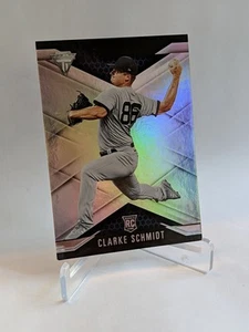 Panini Chronicles 2021 - Titanium Clarke Schmidt #8 (RC) - Imagen 1 de 2