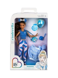 Disney ily 4EVER ispirato a Cenerentola Fashion Doll - Foto 1 di 6