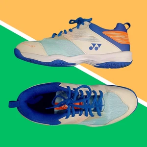 Yonex Power Cushion 37 Badminton Shoes US 9.5 Men 11 Women White Blue Orange - Picture 1 of 12