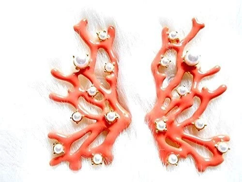 Pendientes Kenneth Jay Lane Chapados en Oro Perla Simulada Resina Coral Rama Clip Foto 1 de 1