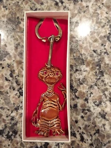 Vintage E.T. The Extra-Terrestrial Keychain Pendant Circa 1982 Jewelry - Picture 1 of 5