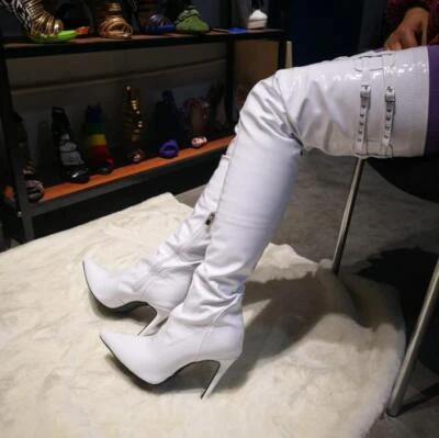 Mujeres Botas hasta la rodilla Punta Punta Tacones de aguja Tacón Cremallera Hebilla Zapatos Sexy Foto 1 de 4