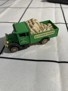 Corgi Classics - Suttons Seeds Morris Truck - Free Uk Posting - Picture 1 of 5
