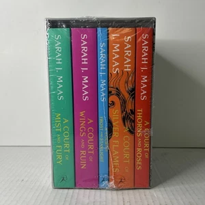 Court of Thorns and Roses Paperback Box Set (5 Books) by Sarah J. Maas - Imagen 1 de 4