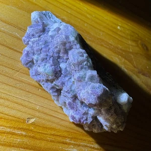 Muestra mineral de cristal de pirita de cuarzo con marco púrpura de fluorita 48 g #810 - Imagen 1 de 4