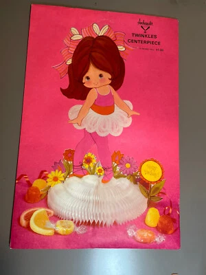 Centro de mesa de fiesta vintage de cumpleaños niña papel panal embajador  Foto 1 de 4