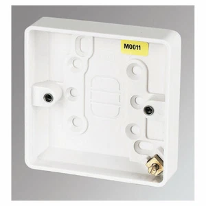 Genuine MK 1-Gang Surface Pattress Box White 16mm UK-NSSF - Afbeelding 1 van 3